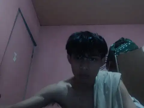 Snapshot of Kyoshi_19 chatting on April 19, 2026, 8:04 am Kyoshi 19 online show from April 19, 2026, 8:04 am
