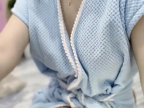 Snapshot of Lyly-2k5 chatting on October 24, 2025, 1:26 am Lyly-2k5 online show from October 24, 2025, 1:26 am