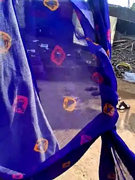 RAYI Queen 3 online show from November 28, 2025, 4:01 am