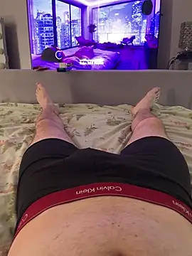 naughtycoupl98 online show from April 13, 2026, 2:54 pm