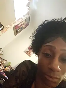 Snapshot of DontWonder23_ chatting on December 17, 2025, 1:05 pm DontWonder23 online show from December 17, 2025, 1:05 pm