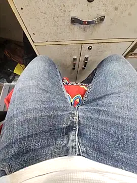 Snapshot of _Danny__ chatting on October 5, 2025, 2:52 pm  Danny   online show from October 5, 2025, 2:52 pm