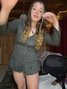 Snapshot of sashapulse chatting on December 3, 2025, 2:23 am sashapulse online show from December 3, 2025, 2:23 am