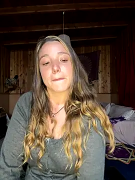 Snapshot of sashapulse chatting on November 10, 2025, 2:16 am sashapulse online show from November 10, 2025, 2:16 am