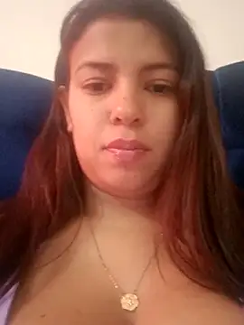 IsabellaLuxe online show from October 21, 2025, 4:17 pm