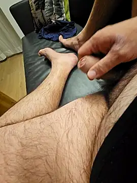 Snapshot of Dany2150 chatting on March 19, 2026, 8:42 pm Dany2150 online show from March 19, 2026, 8:42 pm