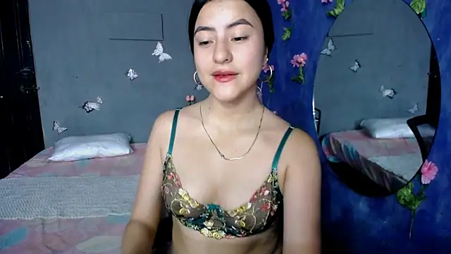 Karina sweet1 online show from September 8, 2025, 3:55 pm