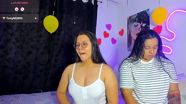 Dilan and Mia online show from March 24, 2026, 9:37 pm