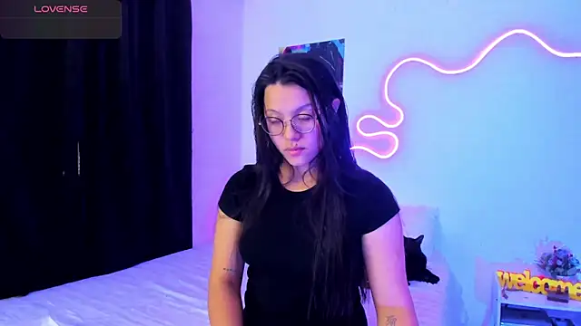 Snapshot of Dilan_and_Mia chatting on September 11, 2025, 12:54 am Dilan and Mia online show from September 11, 2025, 12:54 am