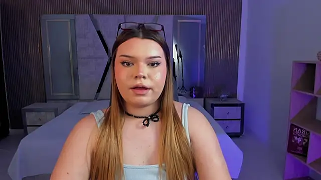 Snapshot of Maxxxine1 chatting on October 10, 2025, 3:24 pm Maxxxine1 online show from October 10, 2025, 3:24 pm