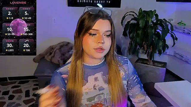 Snapshot of Maxxxine1 chatting on November 15, 2025, 11:20 pm Maxxxine1 online show from November 15, 2025, 11:20 pm