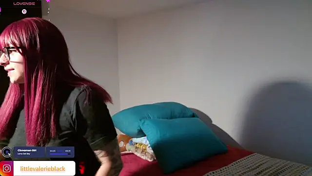 Aurora blaack online show from April 14, 2026, 1:10 am