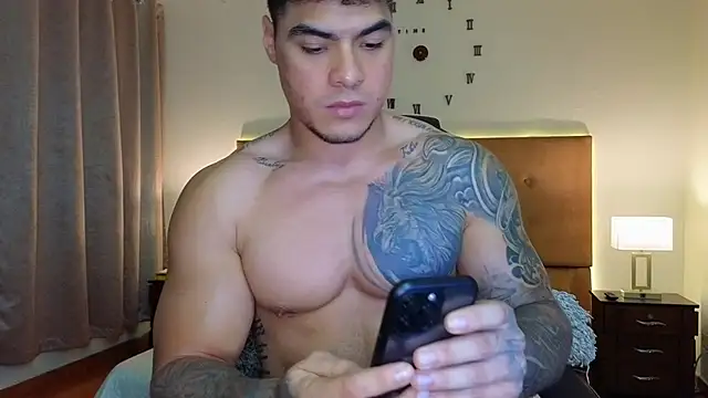 Snapshot of Steven_Velez chatting on February 13, 2026, 12:54 am Steven Velez online show from February 13, 2026, 12:54 am