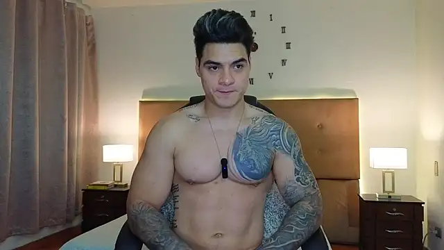 Snapshot of Steven_Velez chatting on June 11, 2026, 11:24 pm Steven Velez online show from June 11, 2026, 11:24 pm