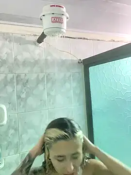 Snapshot of Sallem_Pink chatting on October 2, 2025, 11:46 am Sallem Pink online show from October 2, 2025, 11:46 am