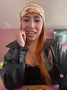 Snapshot of Sallem_Pink chatting on May 21, 2026, 11:18 am Sallem Pink online show from May 21, 2026, 11:18 am