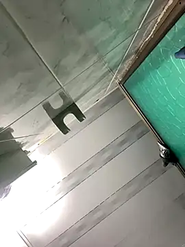 Snapshot of Sallem_Pink chatting on October 13, 2025, 12:07 pm Sallem Pink online show from October 13, 2025, 12:07 pm