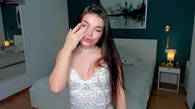 HollisHearl online show from October 29, 2025, 7:29 am