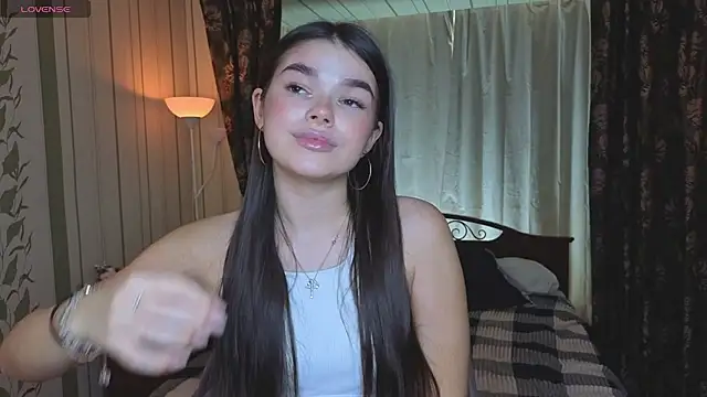 HollisHearl online show from September 10, 2025, 9:08 am