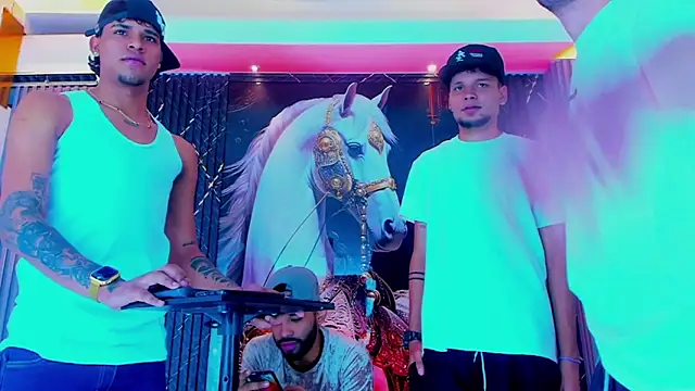 Snapshot of Dominic_Max_ chatting on September 14, 2025, 4:46 am Dominic Max  online show from September 14, 2025, 4:46 am