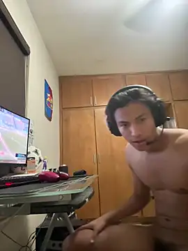 Snapshot of EmilianoPerex chatting on April 1, 2026, 5:21 pm EmilianoPerex online show from April 1, 2026, 5:21 pm