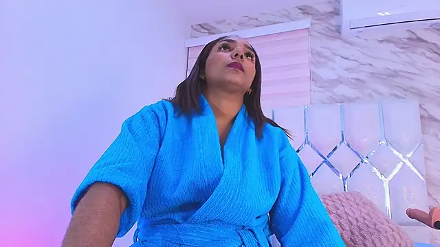 Snapshot of cataleya_ebony_ chatting on April 23, 2026, 3:02 am cataleya ebony online show from April 23, 2026, 3:02 am