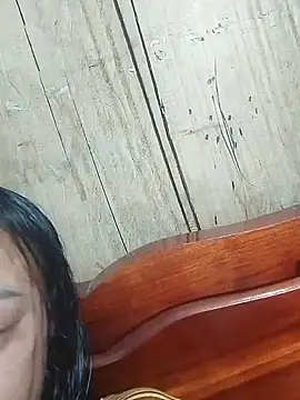 Snapshot of optra34 chatting on November 12, 2025, 1:48 pm optra34 online show from November 12, 2025, 1:48 pm