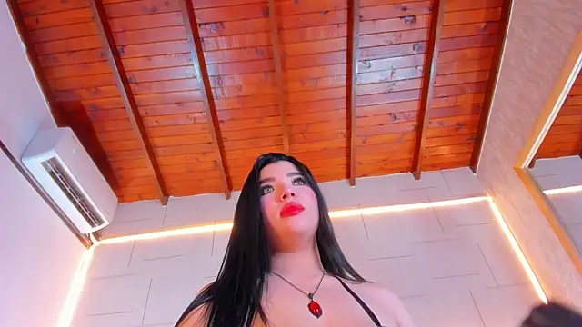 Snapshot of Meloddy_Rose chatting on April 7, 2026, 4:14 am Meloddy Rose online show from April 7, 2026, 4:14 am