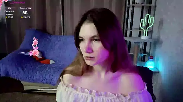 Snapshot of Nika_OMG chatting on October 4, 2025, 7:26 pm Nika OMG online show from October 4, 2025, 7:26 pm