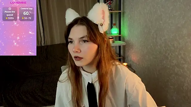 Snapshot of Nika_OMG chatting on November 1, 2025, 8:57 pm Nika OMG online show from November 1, 2025, 8:57 pm