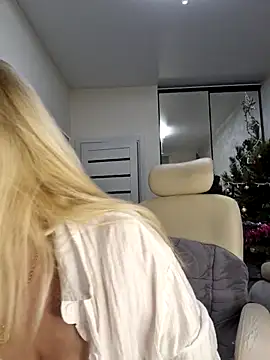 Monna online show from January 9, 2026, 4:03 pm