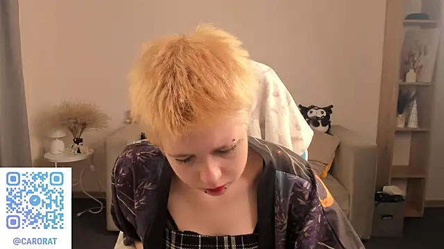 CarolineRichter online show from September 29, 2025, 1:45 am