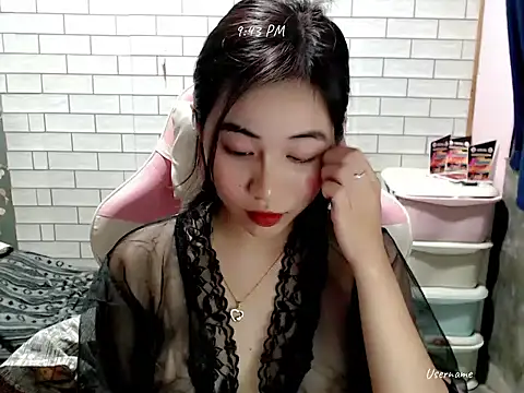 Rainea149 online show from February 13, 2026, 1:44 pm