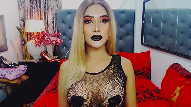 Snapshot of Mistress4fun chatting on November 1, 2025, 11:42 pm Mistress4fun online show from November 1, 2025, 11:42 pm