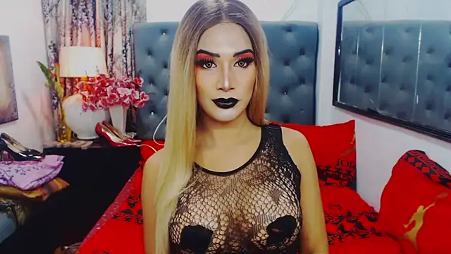 Snapshot of Mistress4fun chatting on February 17, 2026, 8:33 am Mistress4fun online show from February 17, 2026, 8:33 am