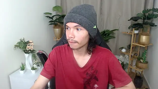 Xoxo Smiles online show from December 14, 2025, 8:31 am