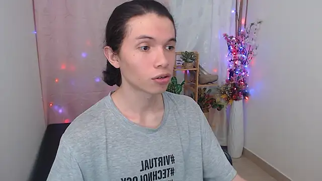 Xoxo Smiles online show from February 9, 2026, 10:30 pm