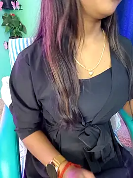 Snapshot of Puja-baby chatting on January 9, 2026, 9:22 pm Puja-baby online show from January 9, 2026, 9:22 pm