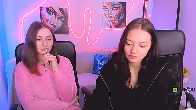 Snapshot of eva_smiith_ chatting on February 2, 2026, 6:56 am eva smiith online show from February 2, 2026, 6:56 am