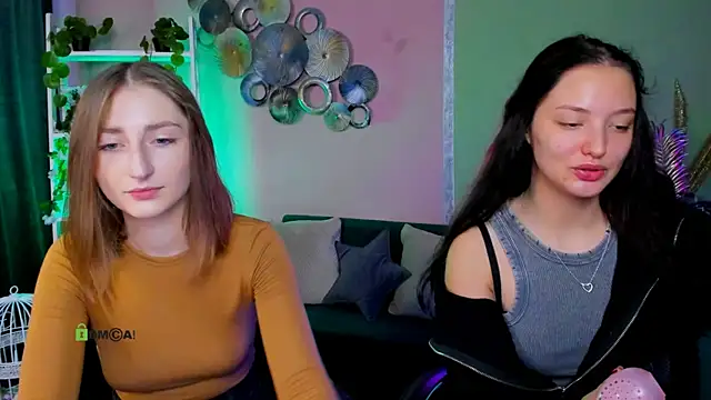 eva smiith  online show from October 8, 2025, 5:53 am