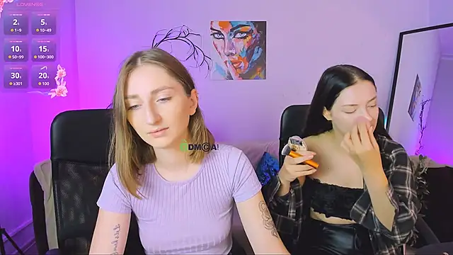 eva smiith  online show from October 16, 2025, 5:49 am