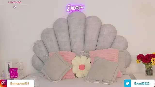 emma-conti2 online show from January 19, 2026, 4:11 pm