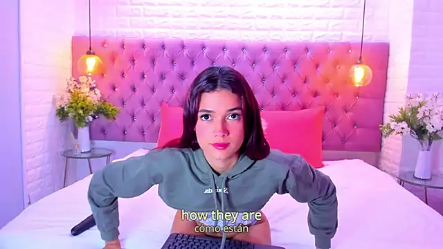 Snapshot of amber_sparkle chatting on September 19, 2025, 12:42 pm amber sparkle online show from September 19, 2025, 12:42 pm