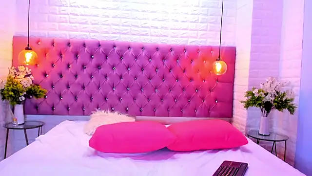 Snapshot of amber_sparkle chatting on September 23, 2025, 12:34 pm amber sparkle online show from September 23, 2025, 12:34 pm