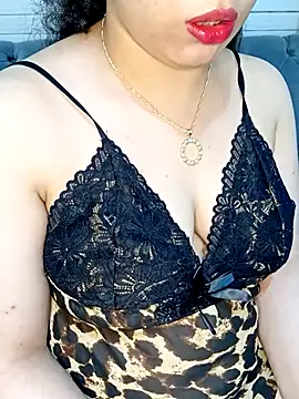 Queen-15 online show from November 22, 2025, 6:12 am