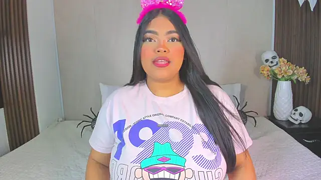 Snapshot of RileyDolly chatting on October 27, 2025, 2:56 am RileyDolly online show from October 27, 2025, 2:56 am