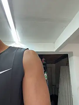 Snapshot of Terra-22cm chatting on March 31, 2026, 1:13 pm Terra-22cm online show from March 31, 2026, 1:13 pm