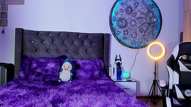 Katherine Rose online show from March 28, 2026, 9:38 pm