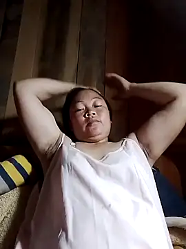 Snapshot of MaySweetb chatting on September 10, 2025, 12:53 am MaySweetb online show from September 10, 2025, 12:53 am