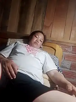 Snapshot of MaySweetb chatting on October 21, 2025, 5:40 am MaySweetb online show from October 21, 2025, 5:40 am